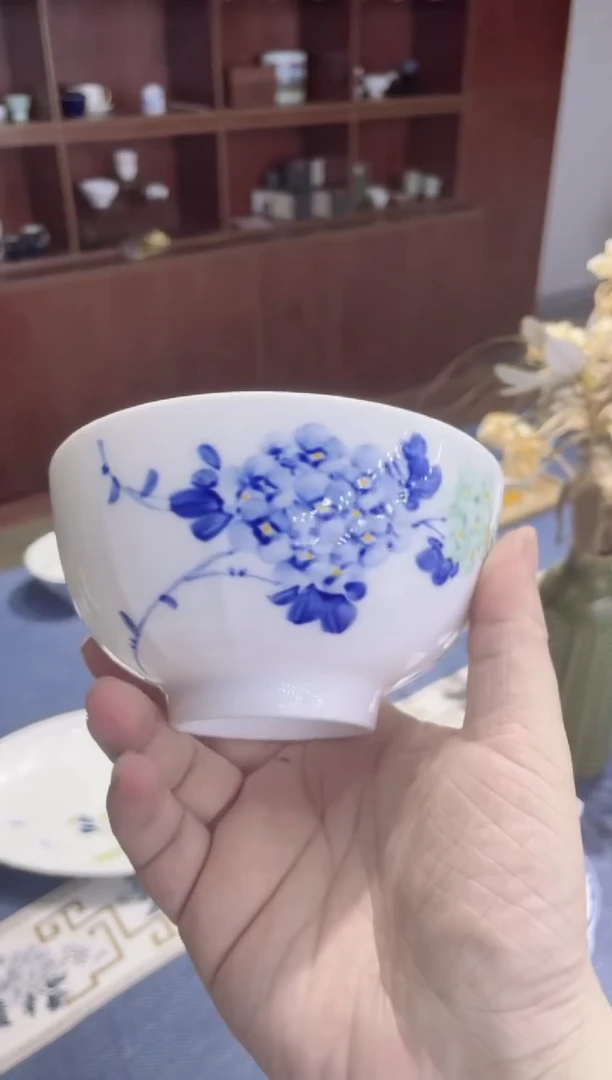 杯景德镇高温釉中手绘4,8英寸玉瓷碗绣球花