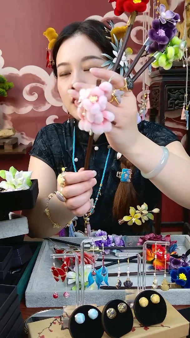 刺绣纯手工非遗绒花