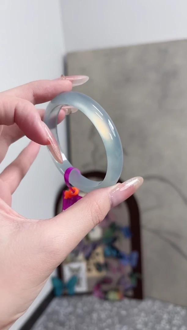 【闪购商品】玛瑙/玉髓手镯未镶嵌54圈 需要包容