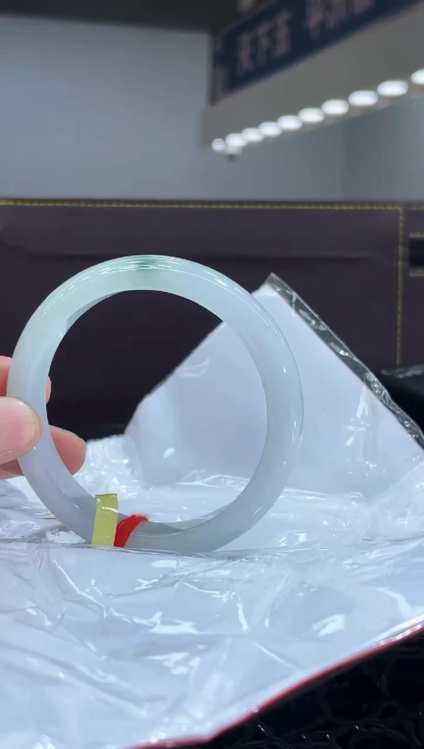 未镶嵌手镯翡翠4