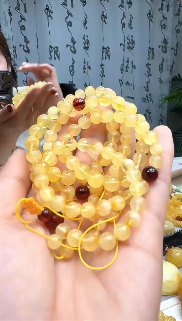 【闪购商品】琥珀裸石未镶嵌项链23.8