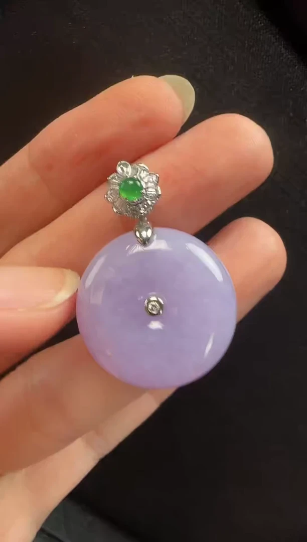 颈饰18K金镶嵌翡翠452平安扣一个