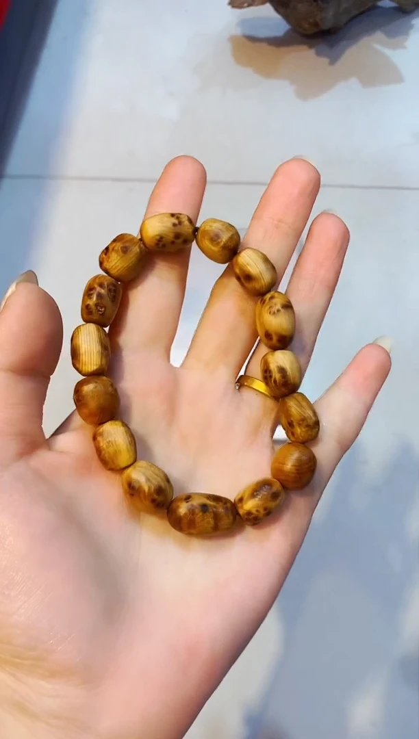 柏木（崖柏）9北太行崖柏手把件手串