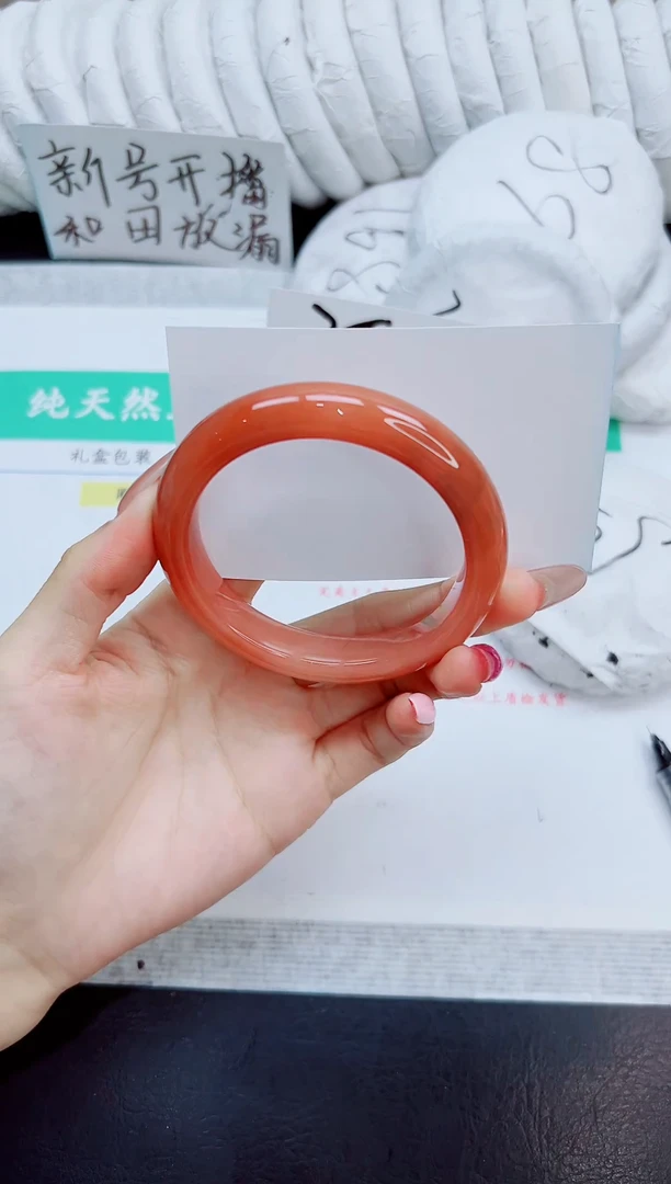 未镶嵌手镯石英质玉160/55.7