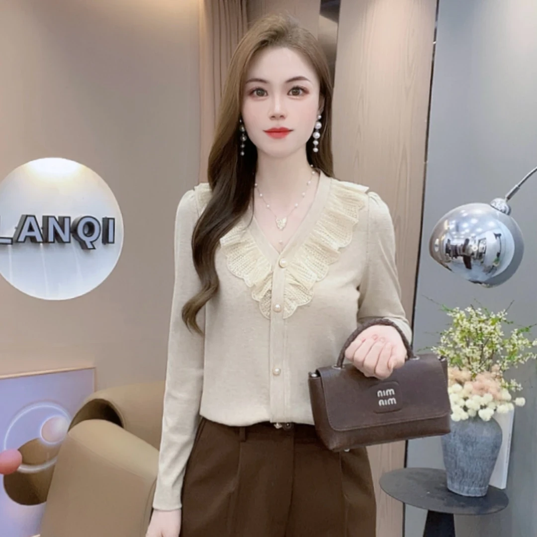 时尚设计感V领长袖T恤女秋季新款大码女装减龄修身显瘦洋气上衣女