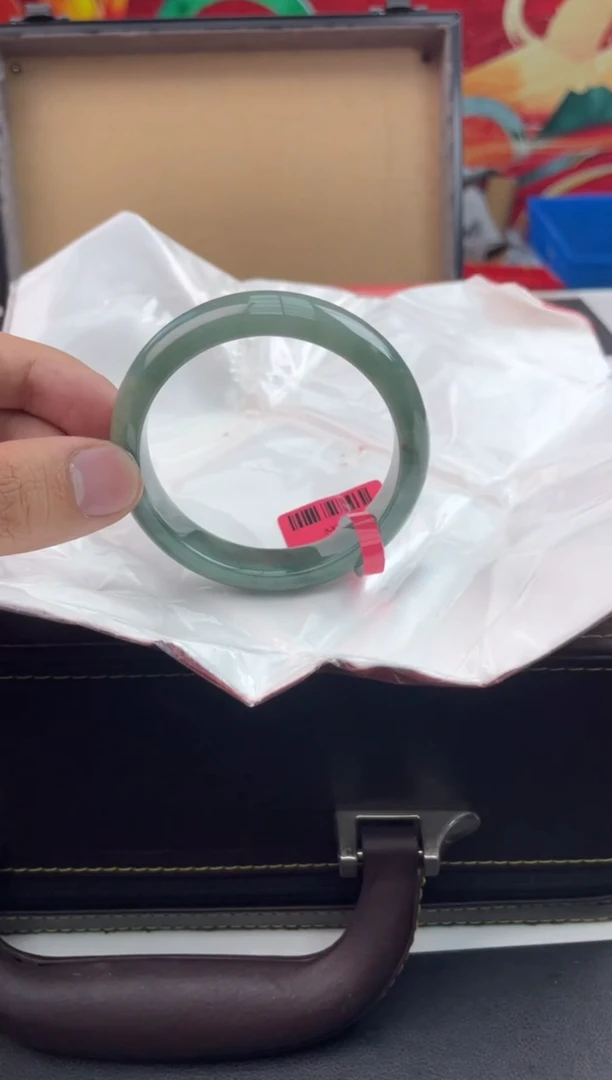 【闪购商品】翡翠手镯未镶嵌9翡翠手镯