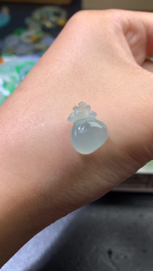 未镶嵌定制翡翠四***C毛货  14-10.8-5.8