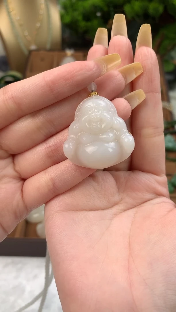 和田玉未镶嵌颈饰吊坠