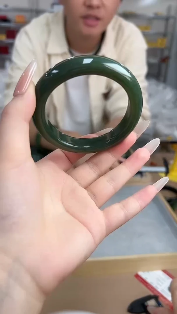 【闪购商品】和田玉红皮未镶嵌圈口58