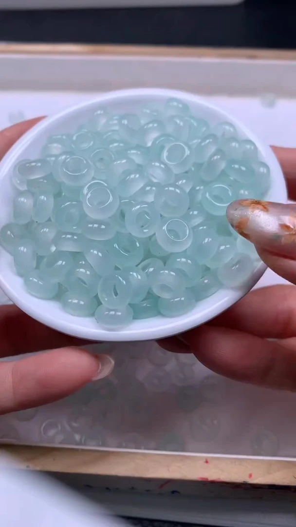 未镶嵌散珠玛瑙/玉髓M929 冰川蓝 甜甜圈内孔5mm 10颗5元