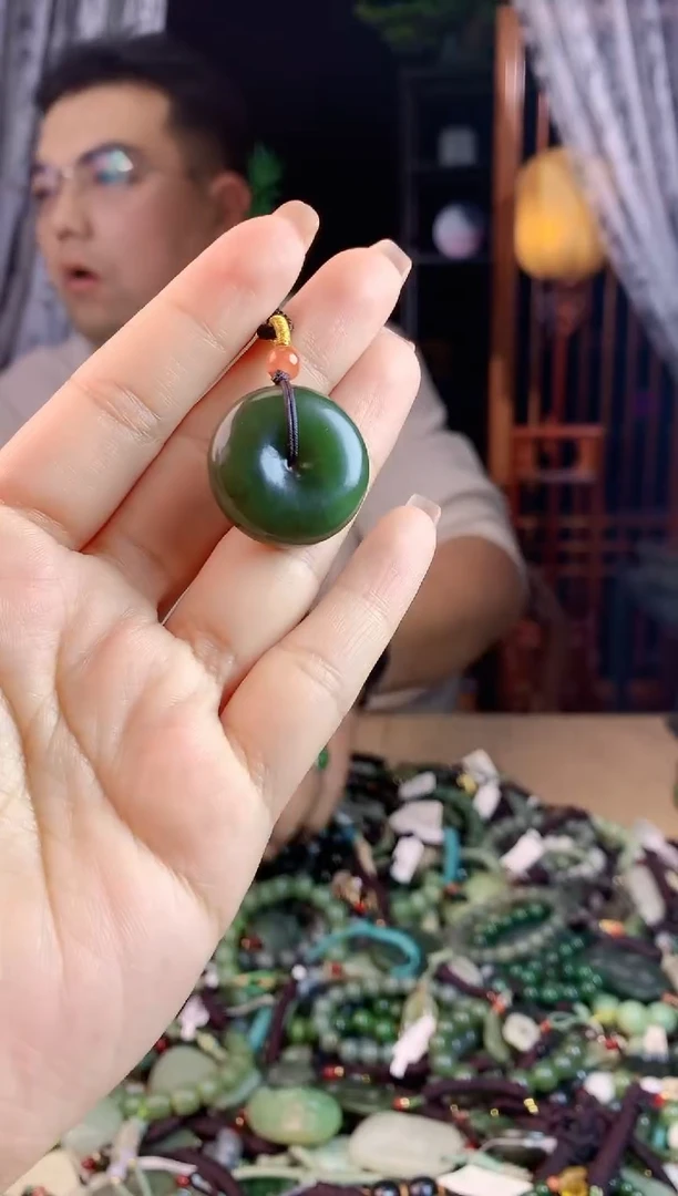 【闪购商品】和田玉挂件未镶嵌多样性发货拍一发一