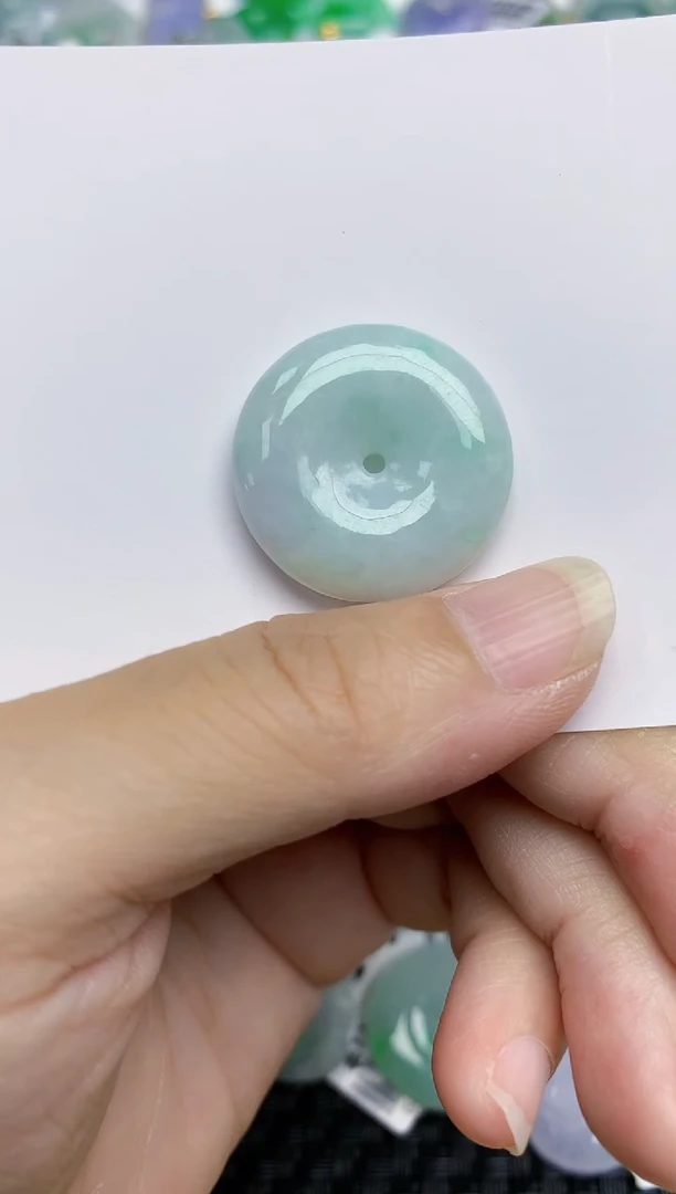 翡翠未镶嵌颈饰天然A货翡翠