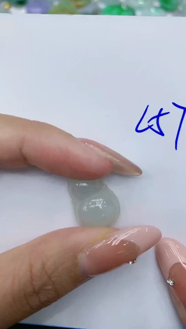 【闪购商品】翡翠颈饰未镶嵌111111111