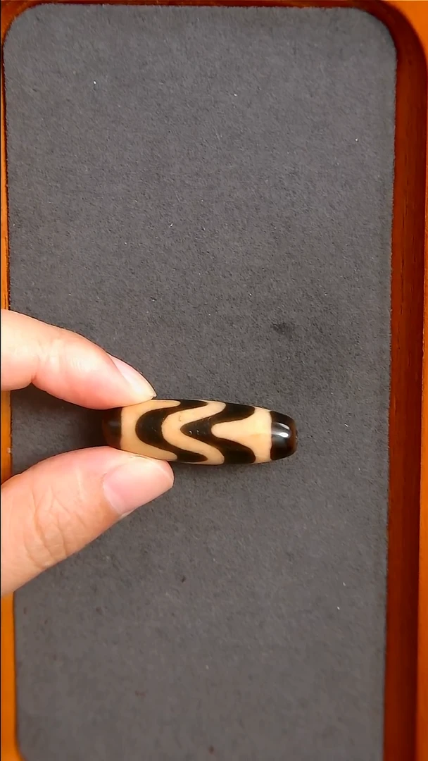 未镶嵌玛瑙/玉髓珠宝半成品上肯全手水纹牙12*37