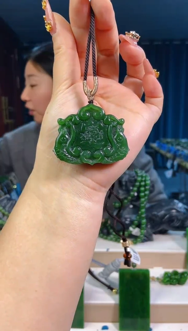 【闪购商品】和田玉挂件未镶嵌1