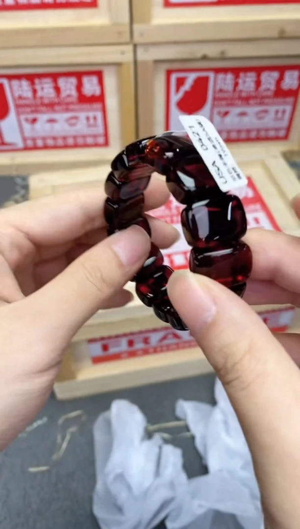 精选闪购手串搭配无礼盒