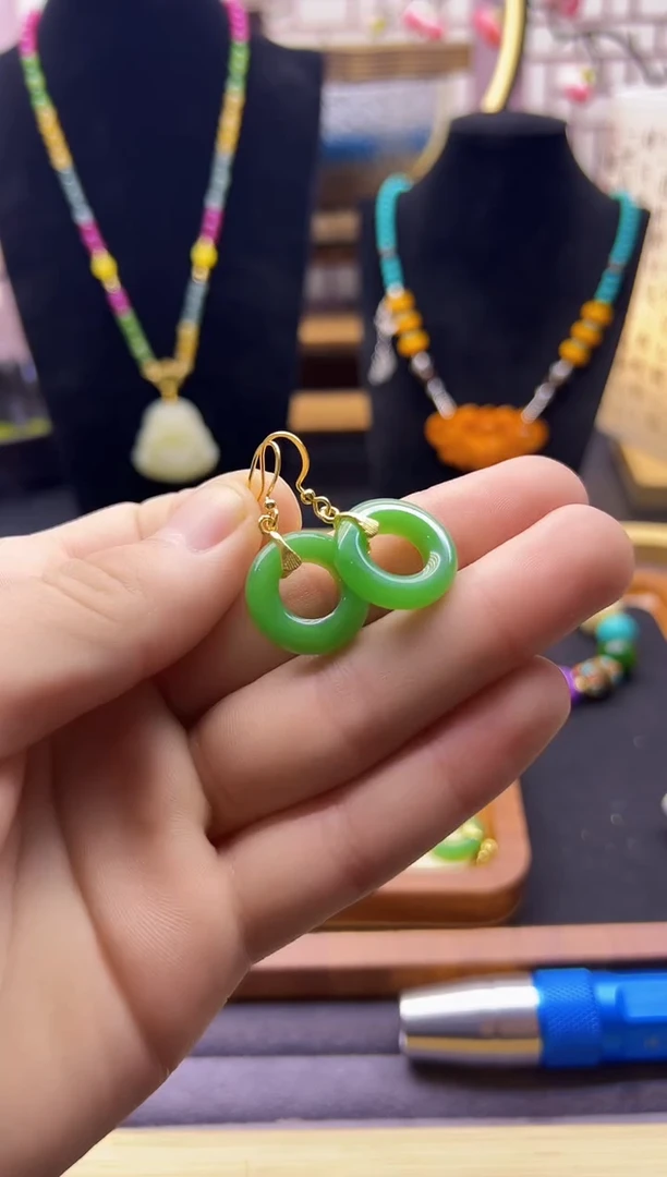 【闪购商品】和田玉耳饰14K金镶嵌E126