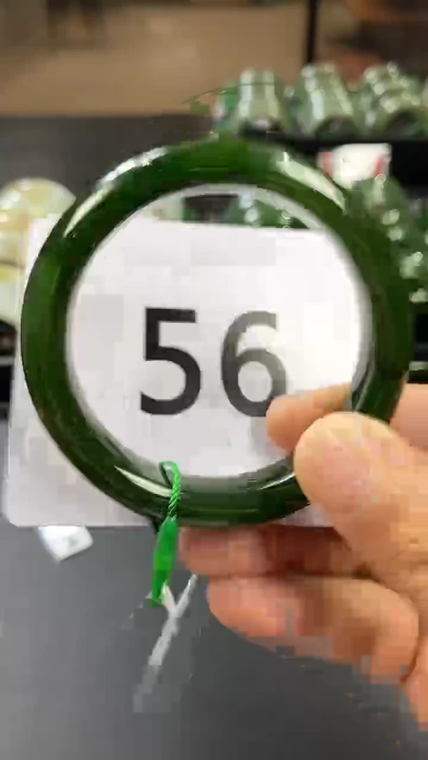 【闪购商品】和田玉碧玉手镯56未镶嵌一个