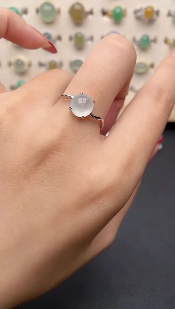 【闪购商品】翡翠戒指银S925镶嵌一物一证一礼盒