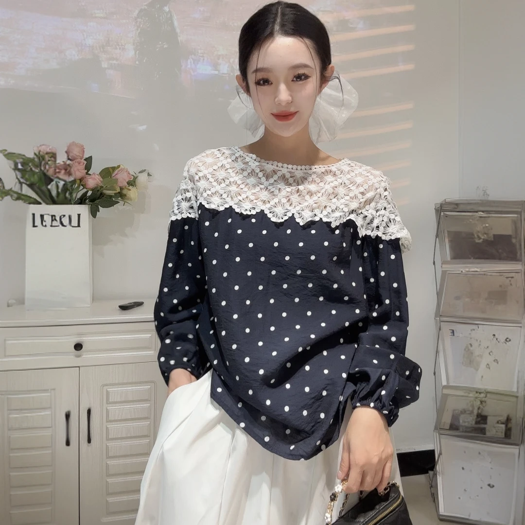 28596韩版蕾丝钩花波点减龄娃娃衫