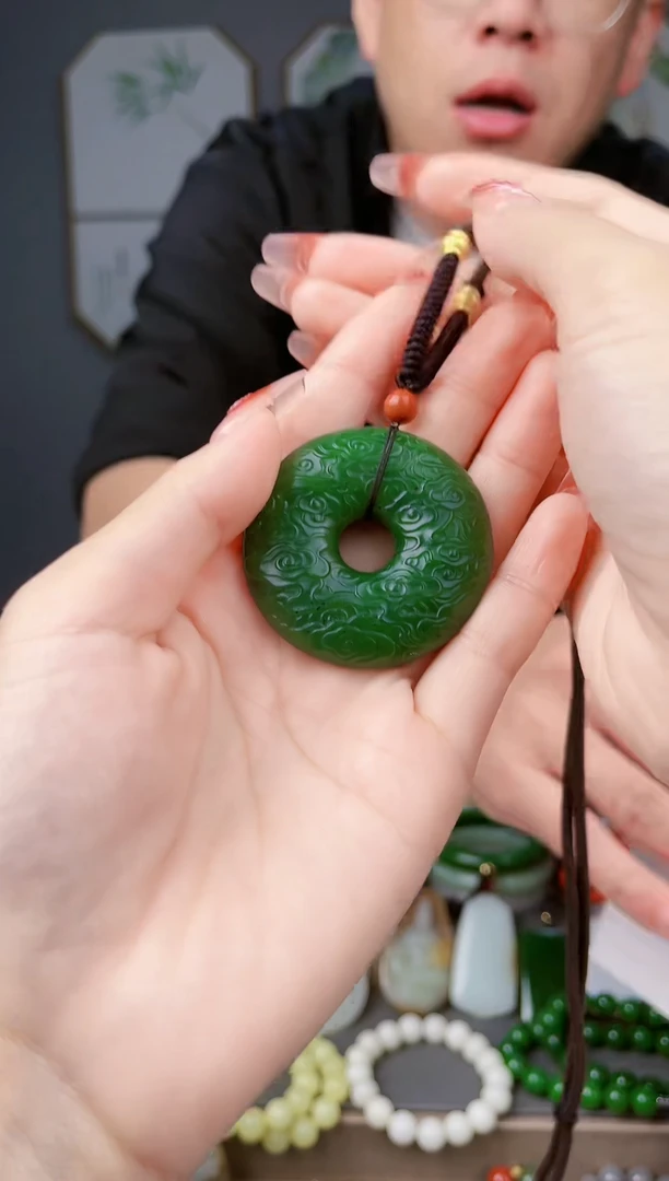 和田玉未镶嵌颈饰多样性发货   拍一单发一个