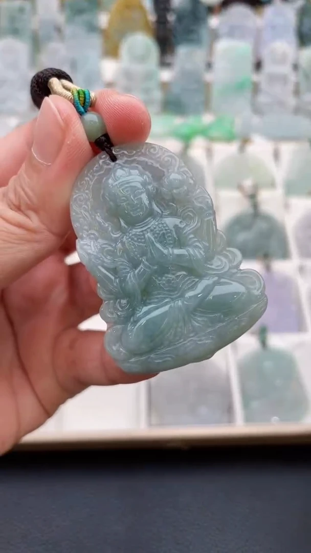 颈饰未镶嵌翡翠天然缅甸翡翠A货174