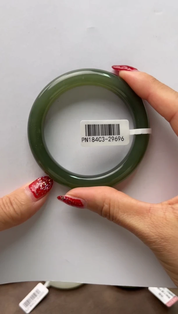 未镶嵌手镯和田玉56