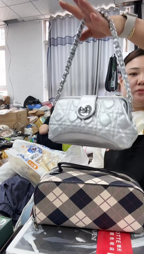 牦牛剖层皮革琪老板女包6号店超好看发图片款