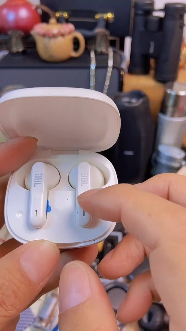 瓷片闪购商品，如图所示