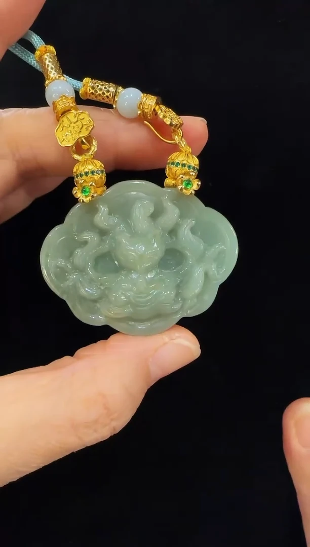 颈饰未镶嵌翡翠国风