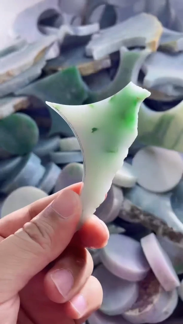 翡翠裸石天然A货翡翠