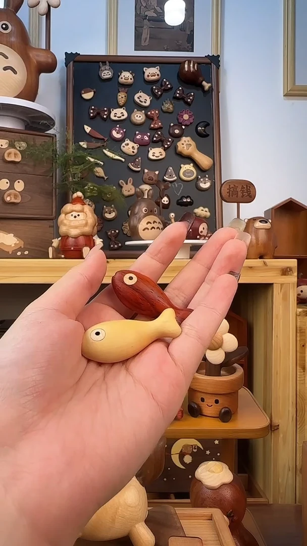 木小金鱼冰箱贴一对