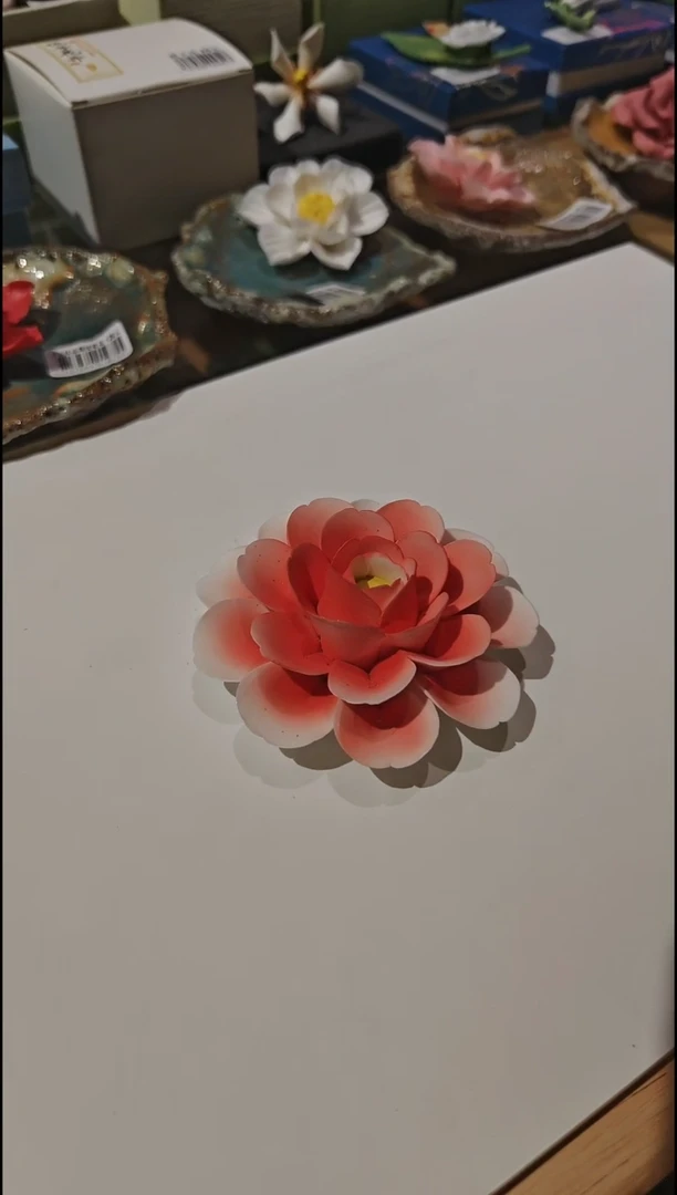陶瓷百师园红茶花香插摆件