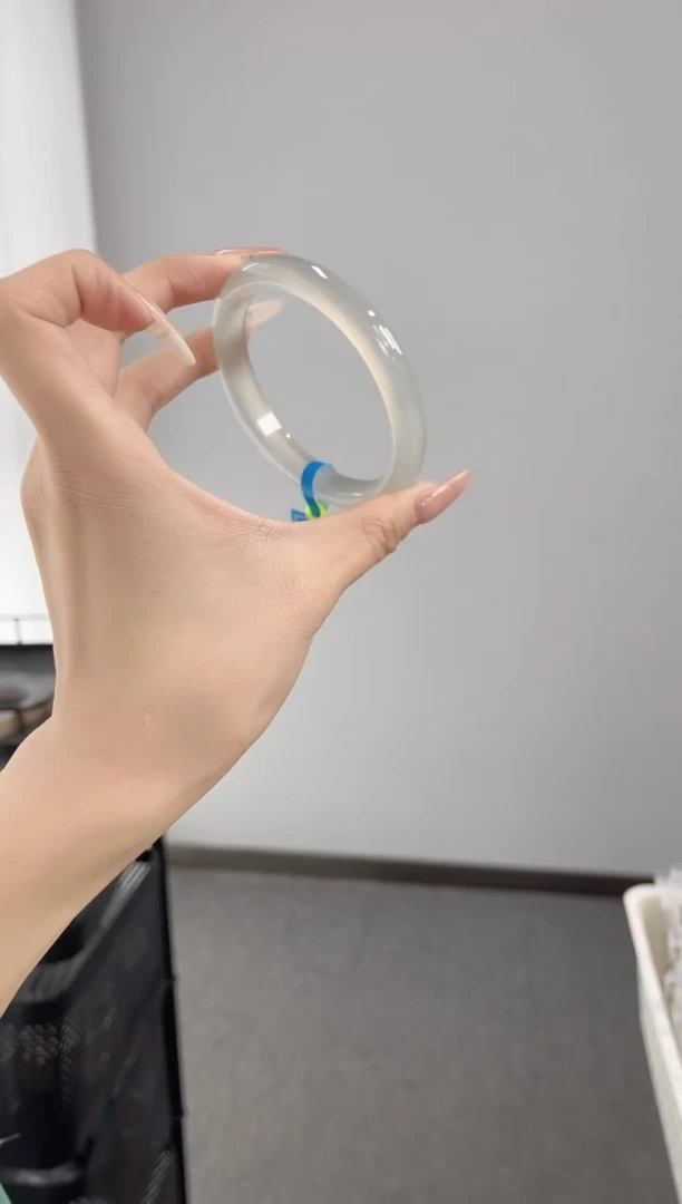 【闪购商品】玛瑙/玉髓手镯未镶嵌61-62圈