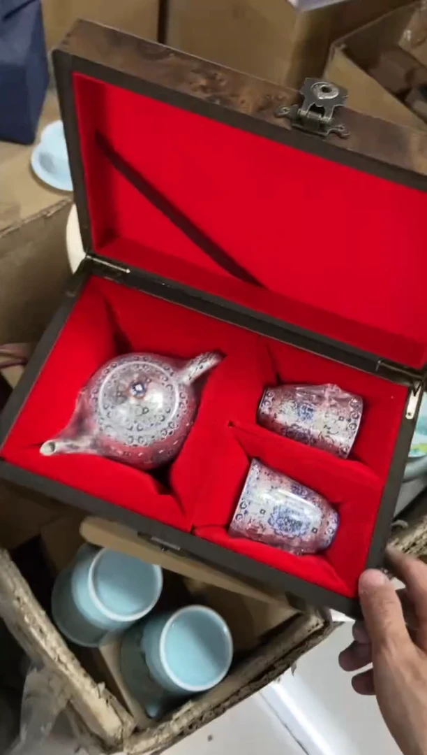 无运费险有瑕疵的摄影的产品有使用过的痕迹有点脏介意勿拍