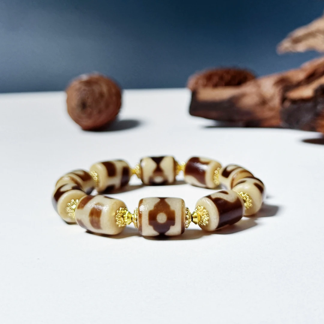 五月火活动多宝玛瑙手串（ 拉萨直发）DU241211202