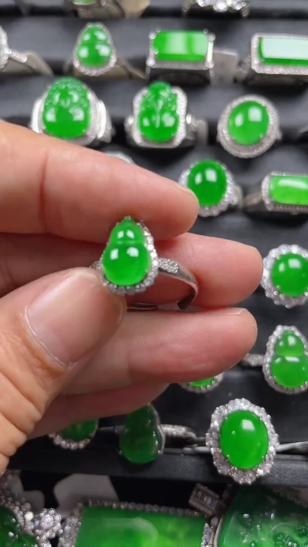 银S925镶嵌戒指翡翠翡翠