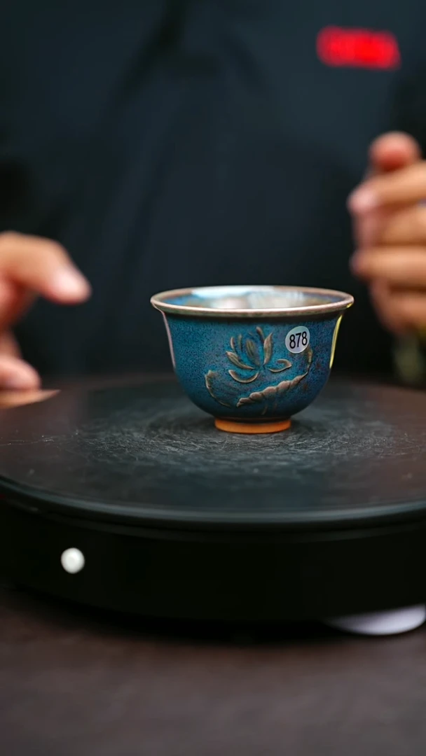 878#原矿钧瓷炉钧釉莲花杯