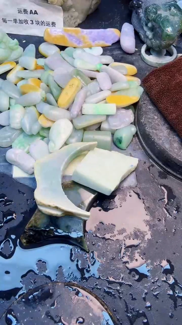 翡翠挂件未镶嵌天然翡翠031