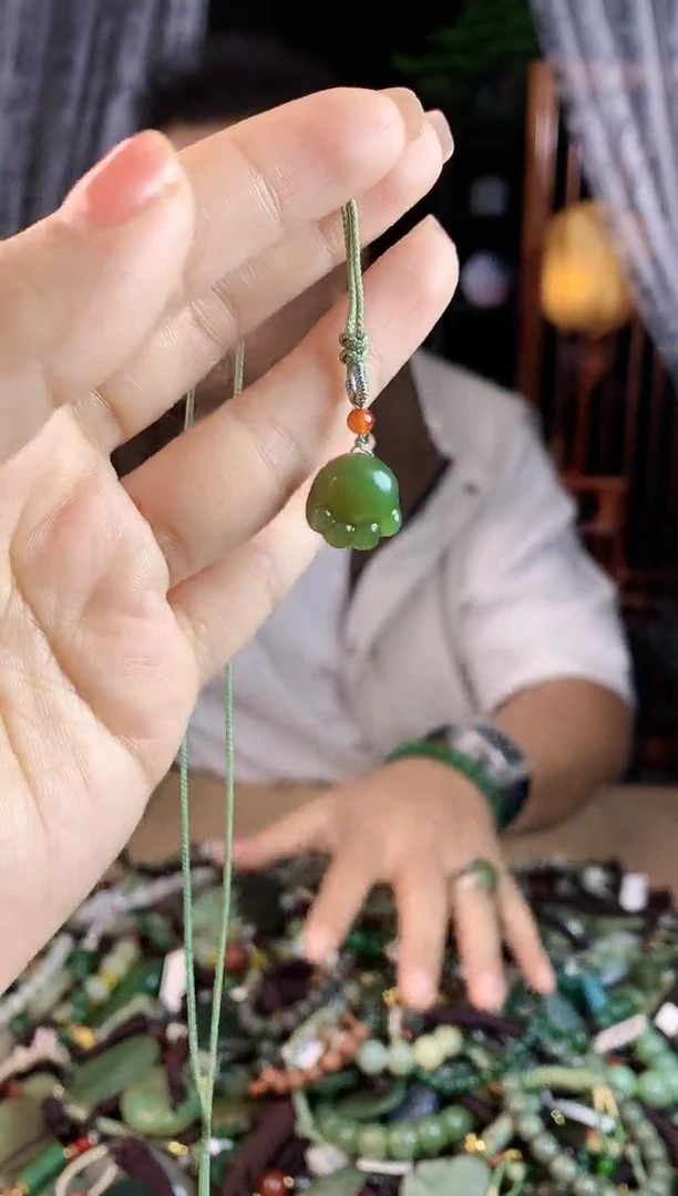 【闪购商品】和田玉挂件未镶嵌多样性发货拍一发一