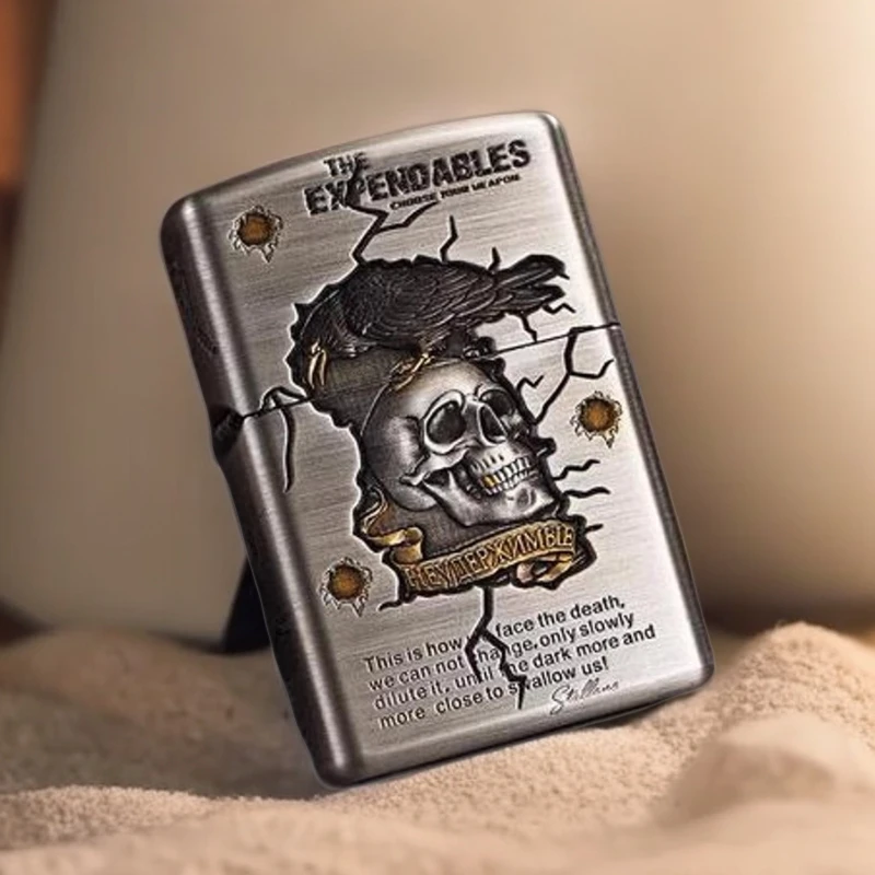 【CC】zippo打火机正品正版五面熏银鎏金敢死队防风煤油打火机DY990