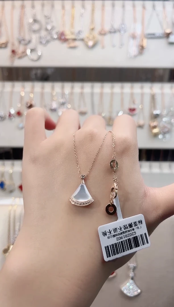 套链贝壳（贝母）18K金镶嵌18K金镶嵌 K玫