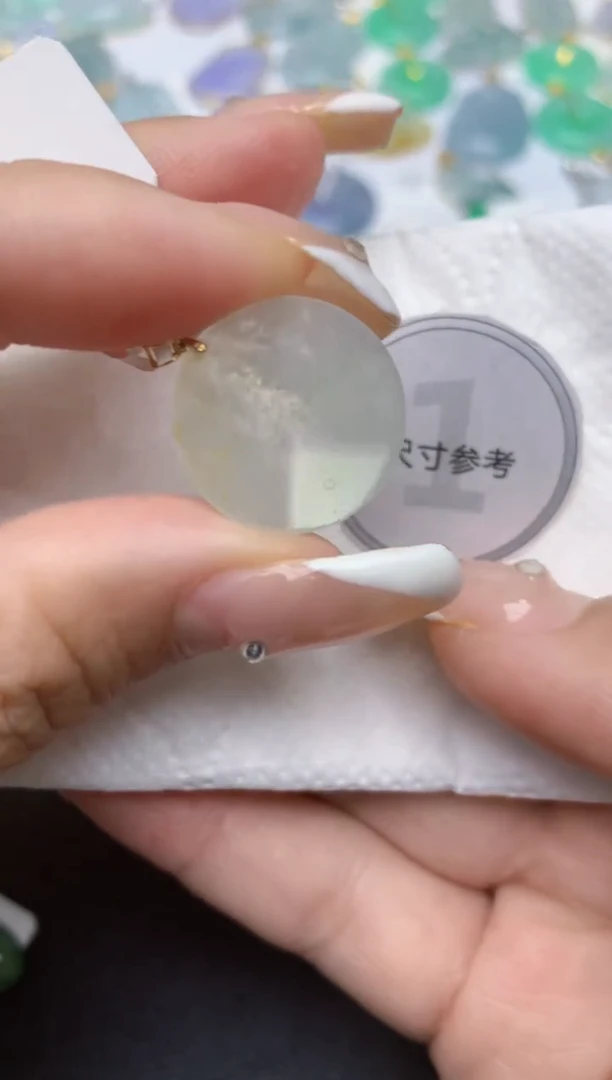 翡翠18K金镶嵌颈饰天然缅甸A货翡翠