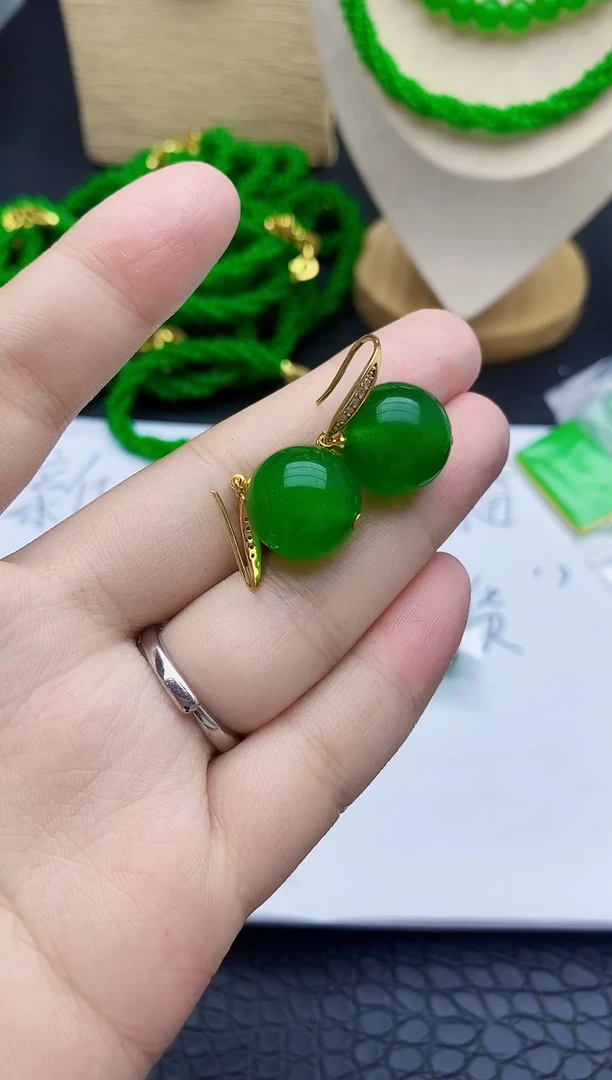 翡翠未镶嵌耳饰高货圆球耳钩