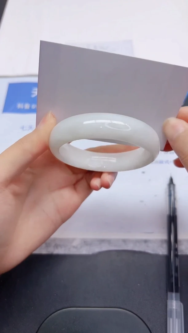 和田玉手镯未镶嵌52-54.8