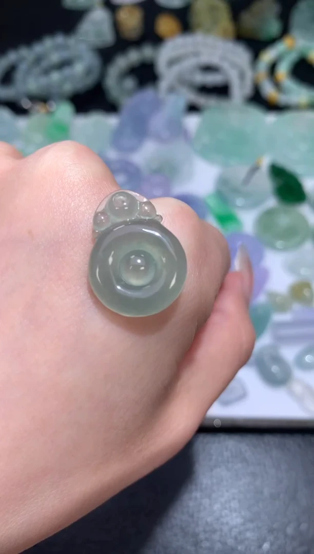 未镶嵌定制翡翠福贝