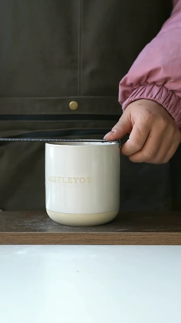 【闪购商品】陶瓷字母浮雕手握杯微瑕@4-2@