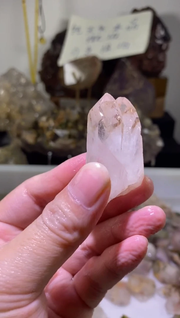 未镶嵌珠宝半成品水晶崑****娃高透水晶