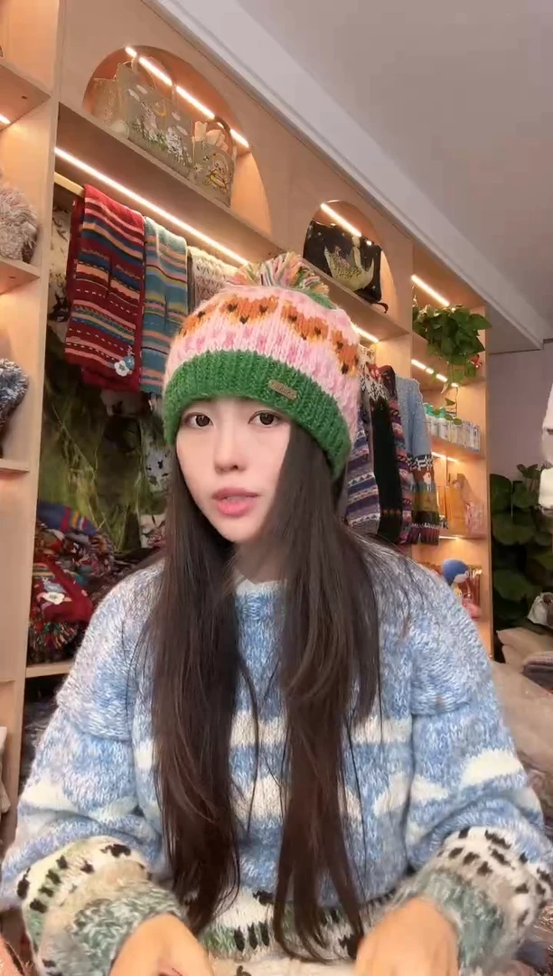 羊毛粉绿色狐狸帽子