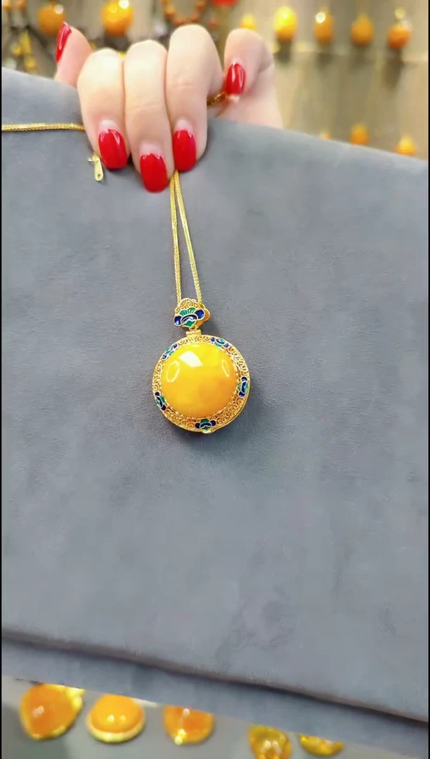 【闪购商品】蜜蜡吊坠(赠链)银S925镀金镶嵌A309蜜蜡吊坠